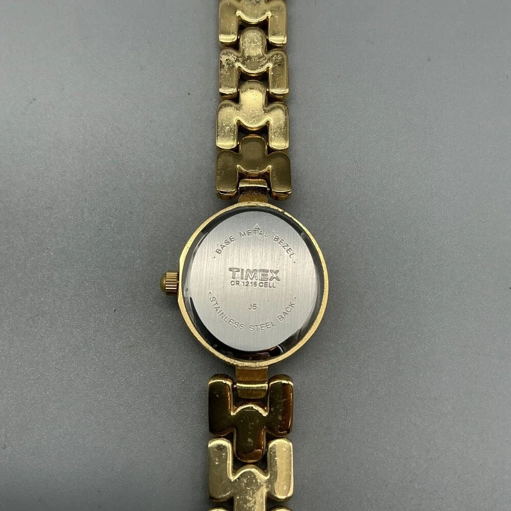 Timex Essentials Women Watch 18mm Gold Tone Bracelet New Battery 7.25